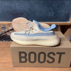 Sold Yeezy Boost 350 V2 ‘Linen’